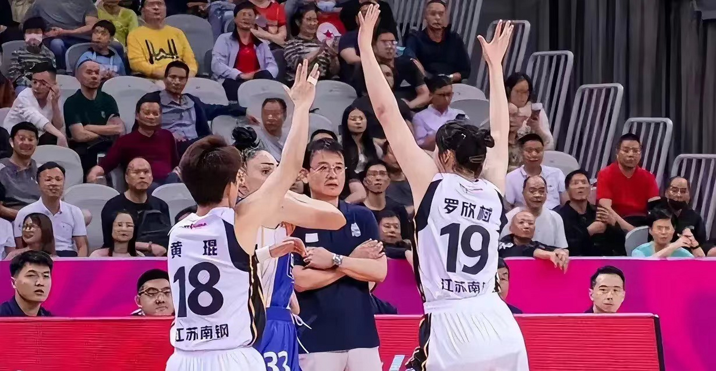 罗欣棫出战19分钟，投篮4中1、三分2中1得到5分3篮板(罗欣棫 赛后发布会)